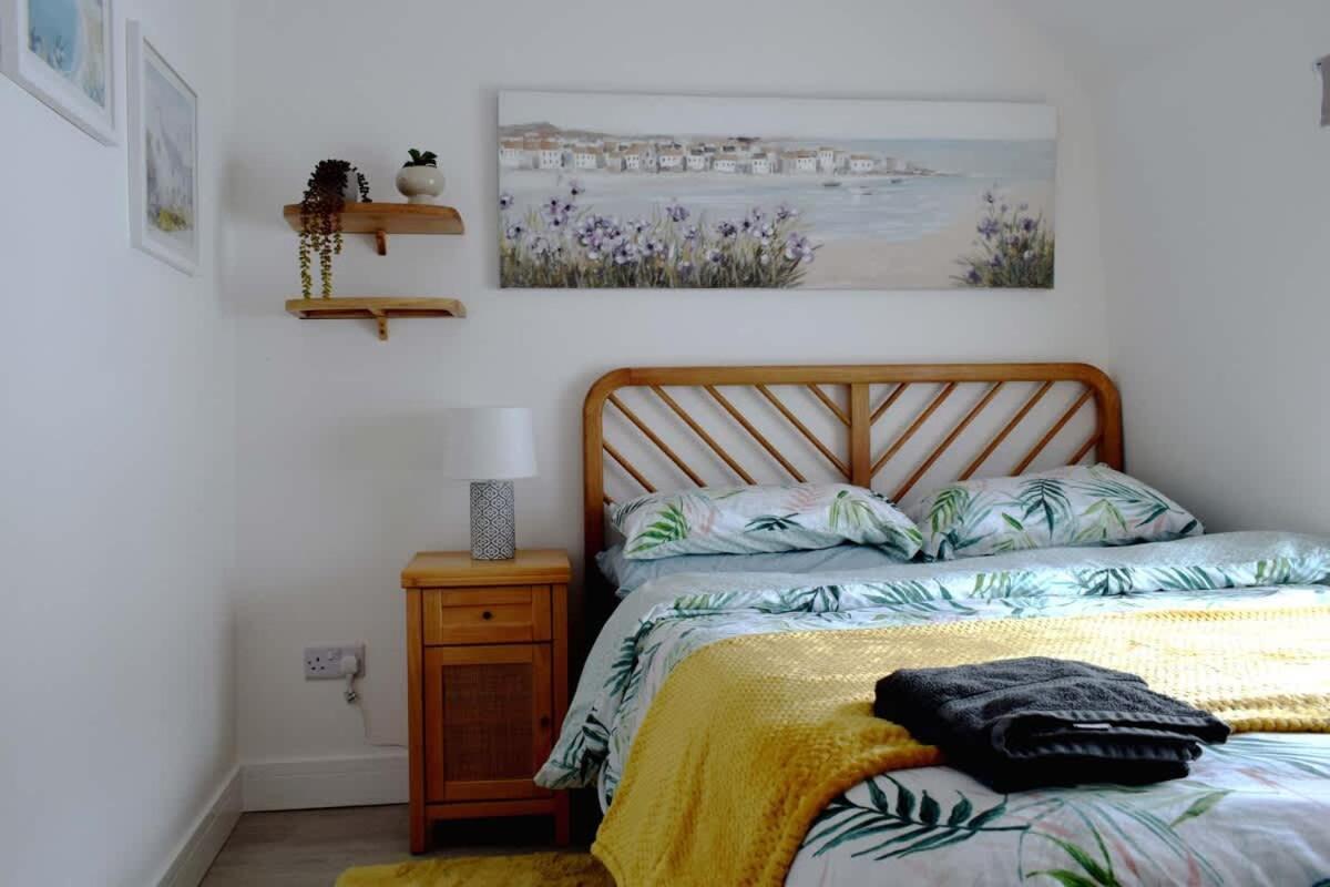 Breathtaking High Street Townhouse With Stunning Sea Views At 'The Old Fishermans Townhouse' Falmouth Luaran gambar